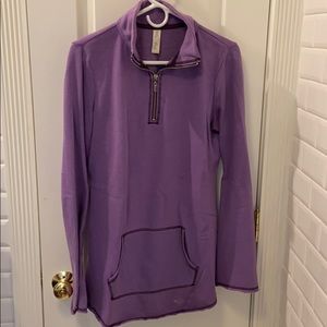 Long sleeve fleece sweatshirt